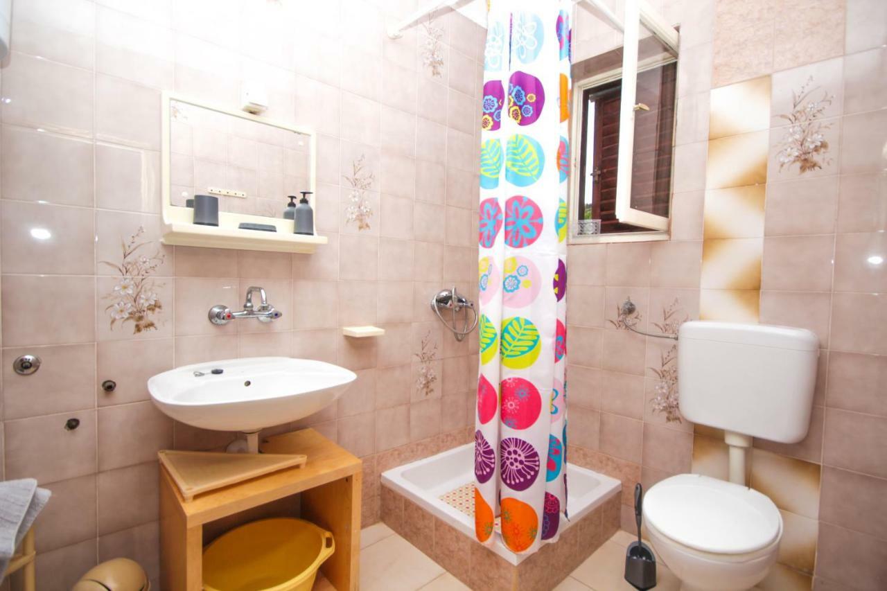 Tribunj Apartmani 外观 照片